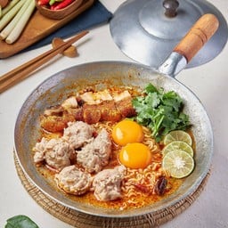 มาม่าต้มยำยกหม้อ รวมหมู