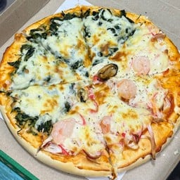 หน้าผักโขม+ซีฟู้ด(ใหญ่)