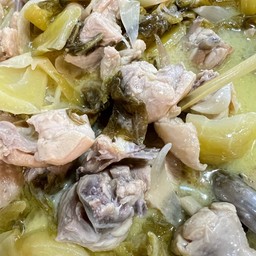 ต้มกะทิไก่ผักกาดดอง