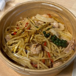 สปาเก็ตี้ขี้เมา