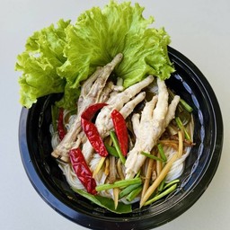 ขนมจีนน้ำยา บ้านกะลา