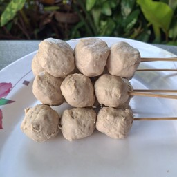 ลูกชิ้นทอด-เอ็นหมู1ไม้