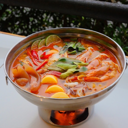 มาม่าหม้อไฟทะเลเดือด