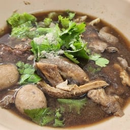 ก๋วยเตี๋ยวเนื้อนายหมี สาขาบุรีรัมย์ บุรีรัมย์