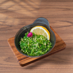 ยำสาหร่ายญี่ปุ่น