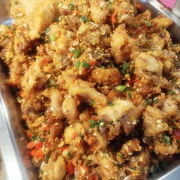 ไก่คั่วพริกเกลือ