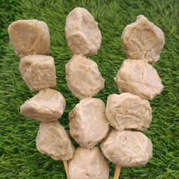 ลูกชิ้นทอด อร่อยตะโกน