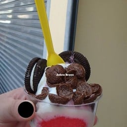 สตรอเบอรี่โยเกิร์ต วัดสนามเหนือ