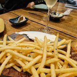 Karasu No Ongaeshi カラスノオンガエシ 蔵前