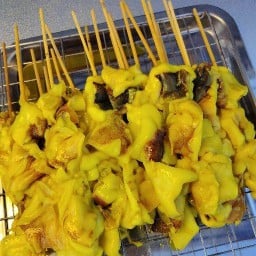 หมึกย่างตาแตก สาขาแฟรตปลาทอง