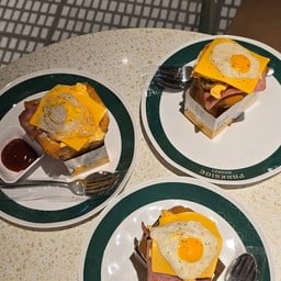 Egg all day เอกมัย