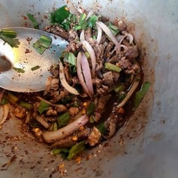 ร้านสวนทาง (มีแต่อร่อย)