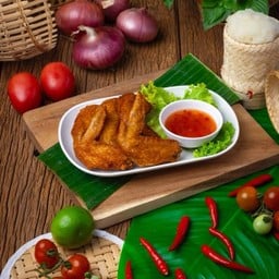 ปีกไก่ทอด.