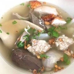 ก๋วยจั๊บน้ำใส