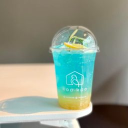 ยูซุ ออนเดอะ บีช