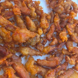 หมูทอดเหลือเฟือ แยกหัวสนามบินเก่า พหลโยธิน