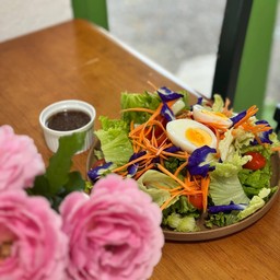 สลัดไข่ต้ม น้ำสลัดงาคั่วญี่ปุ่น