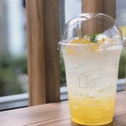 เลมอน พีช โซดา