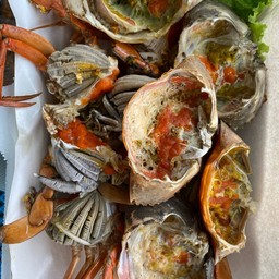 ปูไข่ครึ่งกิโลนึ่ง