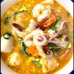 สุกี้ทะเล กุ้งหมึก