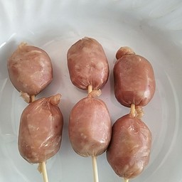 ไส้กรอก อีสานไก่ ชุด