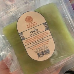 ขนมชั้นใบเตย