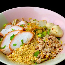 เส้นเล็กต้มยำแห้ง