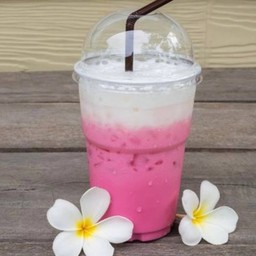 นมชมพูเย็นมปิ้งครีม