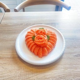 C3 เค้กแซลมอนหัวใจ