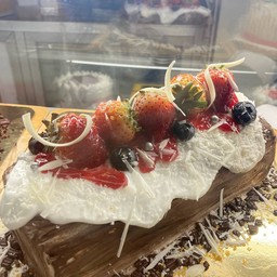 1. เค้กขอนไม้ 1 ปอนด์