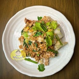 หม่าม๊าสุกี้  หมู / ไก่