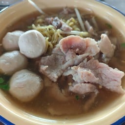 ชามเนื้อ ชามหมู