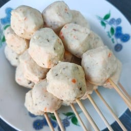 ลูกชิ้นสาหร่าย1ไม้