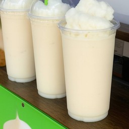 นมเย็นวิปปิงคลีม