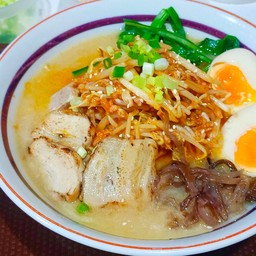 Kinsou ราเมงหมูสับรสเผ็ด