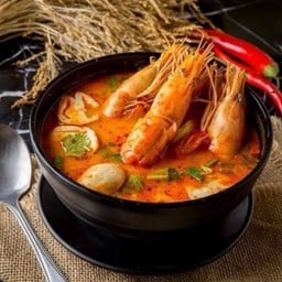 ต้มยำกุ้งน้ำข้นหม้อไฟ