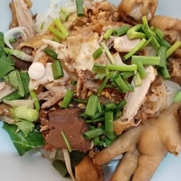 ก๋วยเตี๋ยวไก่มะระป้านัันท์ Aunt Nan,s Chicken Noodle Soupwith BitterGourd