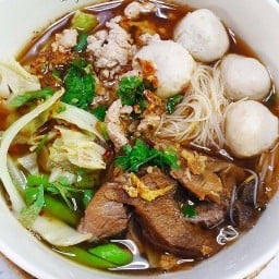 เจ้นุช ก๋วยเตี๋ยว