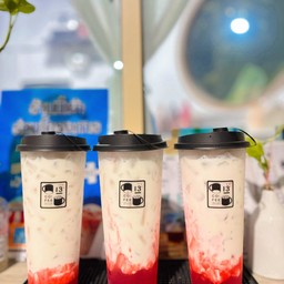 นมสดสตรอว์เบอร์รี่