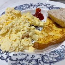 The Coral Finest Business Class Lounge Suvarnabhumi Airport