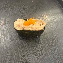 ข้าวปั้นทูน่า