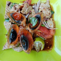 ตำหมูยอไข่เหยี่ยวม้า