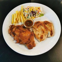 เซตจับคู่1  สเต๊กไก่และไก่สไปซี่