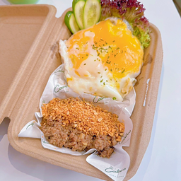 ข้าวเนื้อสับซอสกระเทียม