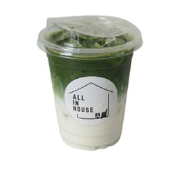 Classic Matcha Latte (มัทฉะชงแยกชั้นกับนม)