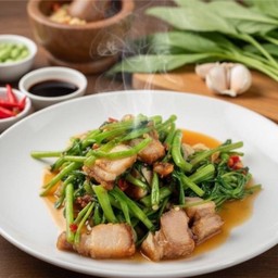 ผักบุ้งหมูกรอบ