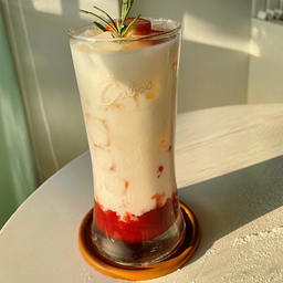 นมสตรอเบอร์รี่