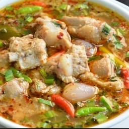 ต้มแซ่ปปีกไก่. เปรี้ยว