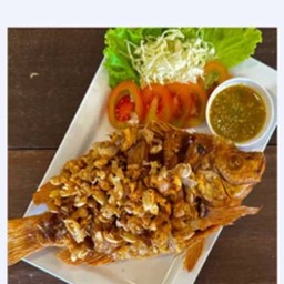 ปลาทับทิมทอดกระเทียม