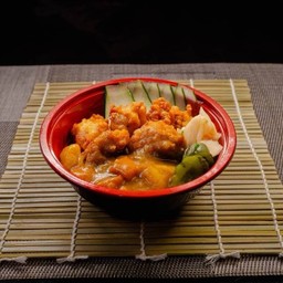 ข้าวหน้าแกงกระหรี่ไก่คาราเกะ